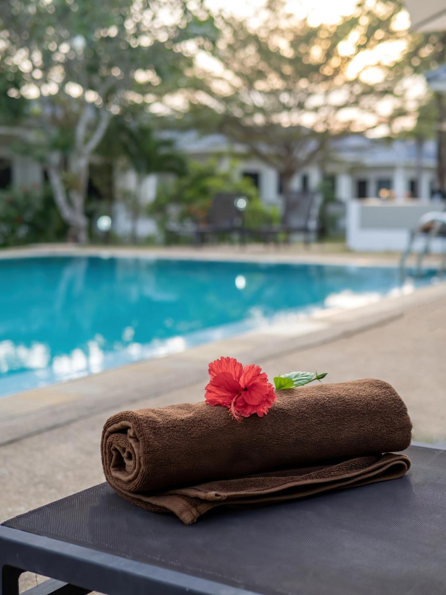 Isara Nai Yang Resort ภายนอก รูปภาพ