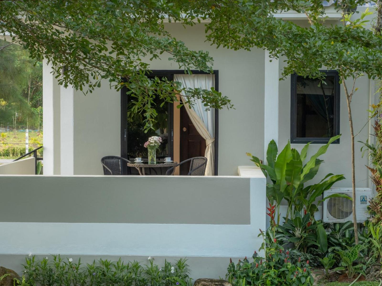 Isara Nai Yang Resort ภายนอก รูปภาพ