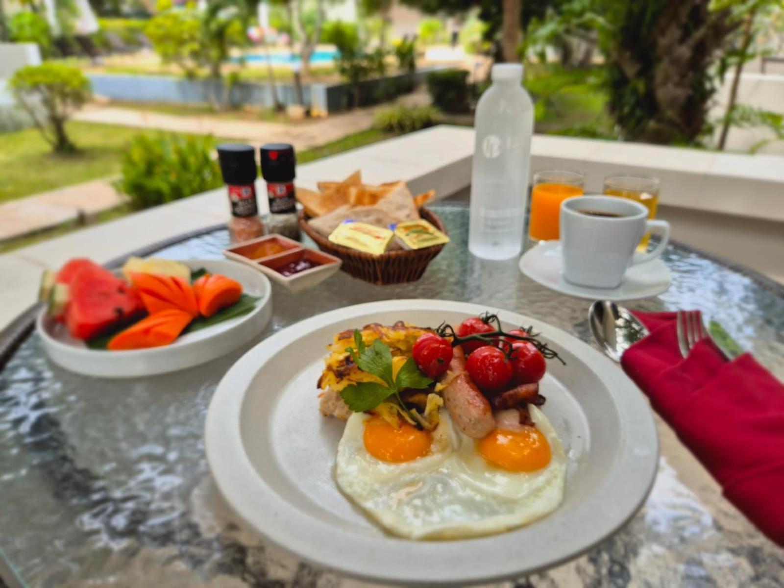 Isara Nai Yang Resort ภายนอก รูปภาพ